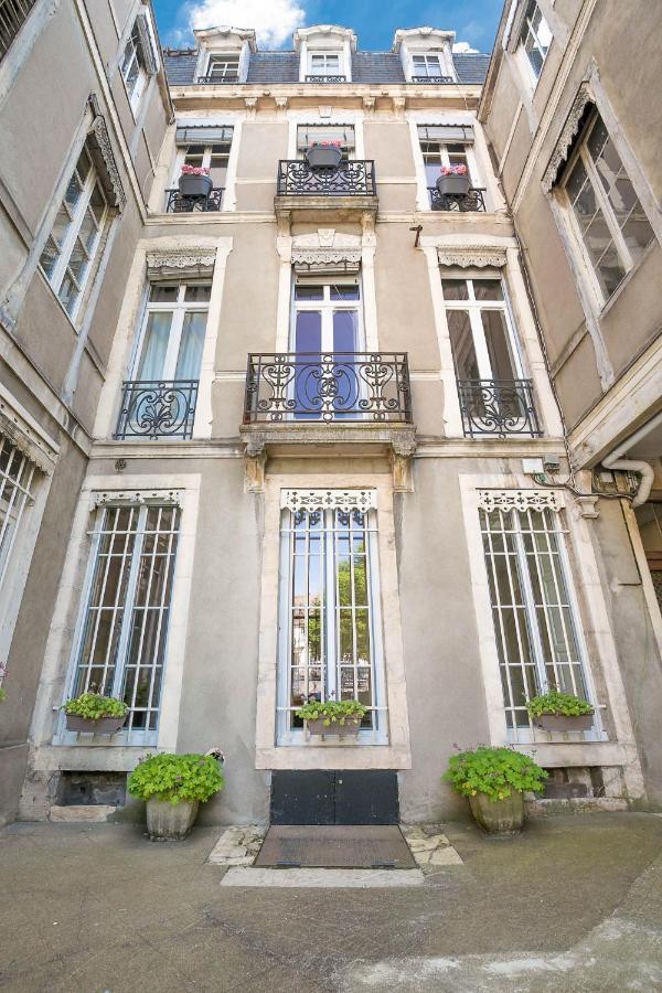 Le Saint Michel Apartment Dijon Ngoại thất bức ảnh